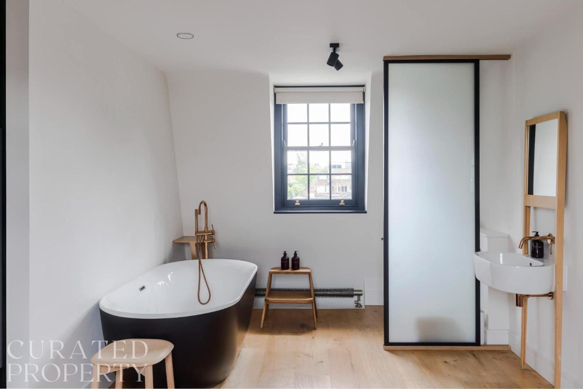 Georgian Townhouse With Sun Terrace & Garden Londra